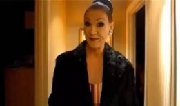 红大爷男扮女装视频无删减,揭秘真实身份与幕后故事